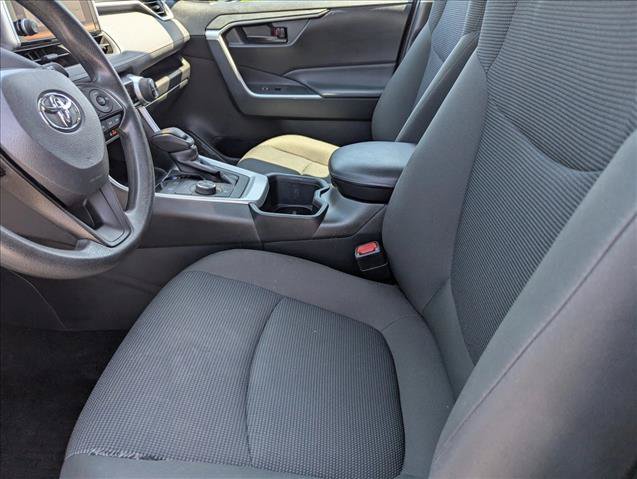 Used 2024 Toyota RAV4 LE AWD/4WD image 22