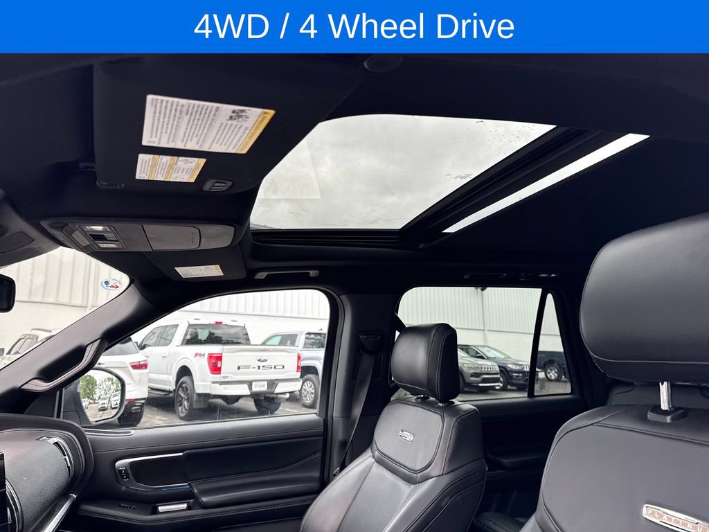 Used 2025 Ford Expedition Max Platinum w/ Stealth Appearance Package AWD/4WD image 11