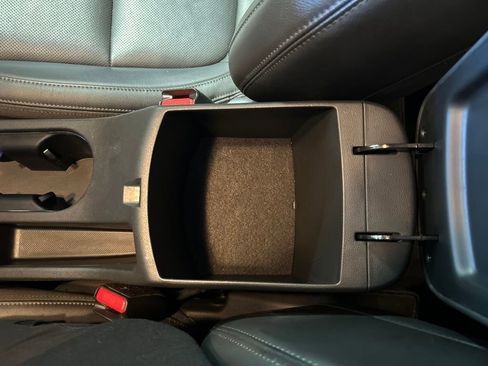 Used 2022 Hyundai Kona Limited image 25