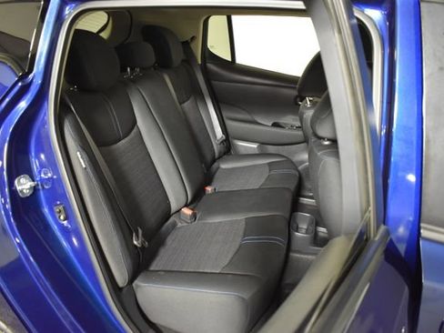 Certified 2024 Nissan Leaf SV Plus FWD image 31