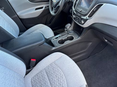 Used 2022 Chevrolet Equinox LT image 17