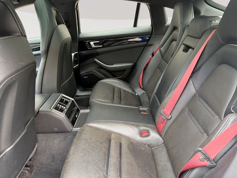Used 2018 Porsche Panamera 4S w/ Premium Package Plus AWD/4WD image 27