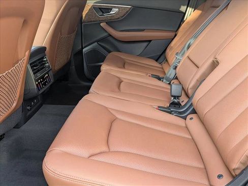 New 2026 Audi Q7 3.0T Premium Plus AWD/4WD image 15