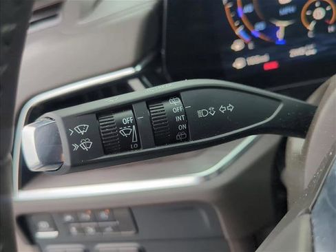 Used 2025 Chevrolet Suburban LS AWD/4WD image 14