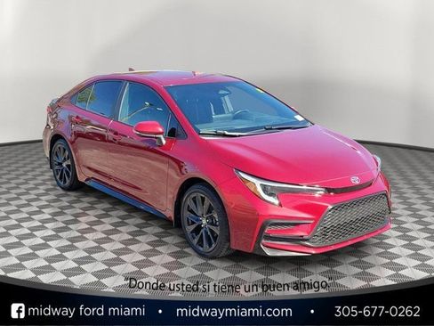 Used 2023 Toyota Corolla SE FWD image 1