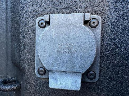 Certified 2022 Chevrolet Silverado 1500 RST image 22