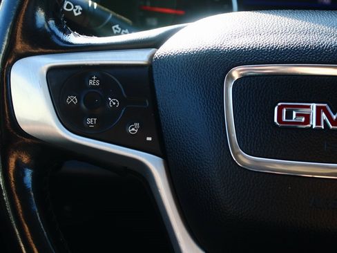 Used 2019 GMC Terrain SLT w/ Preferred Package image 14