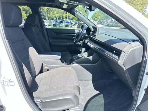 Used 2024 Honda CR-V Sport image 17