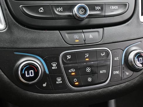 Used 2024 Chevrolet Malibu LT FWD image 20