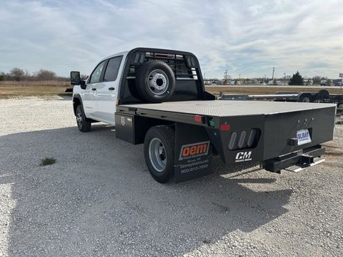 New 2026 GMC Sierra 3500 Pro image 7