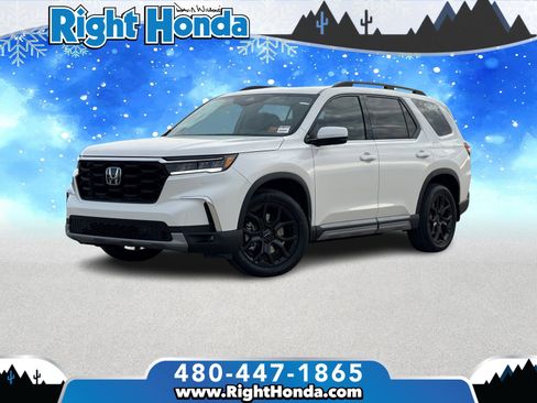 New 2025 Honda Pilot Touring image 1