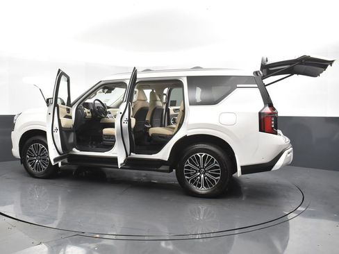 New 2026 Nissan Armada Platinum image 38