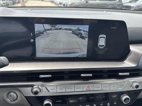 Certified 2024 Kia Telluride S FWD image 26
