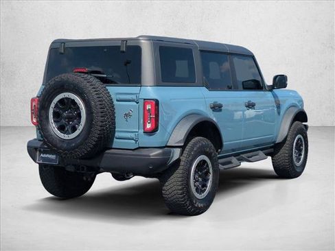 Used 2023 Ford Bronco Badlands w/ Sasquatch Package AWD/4WD image 5