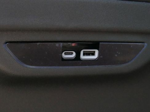 New 2026 Chrysler Pacifica Select FWD image 30