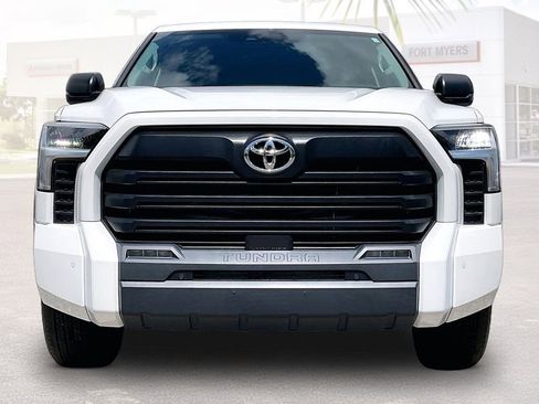Used 2022 Toyota Tundra SR5 AWD/4WD image 24