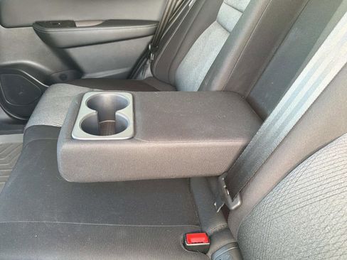 Used 2024 Nissan Rogue SV image 14