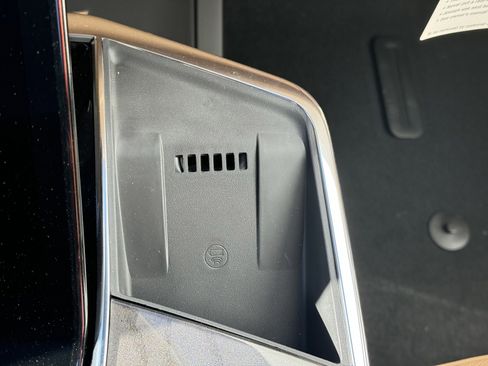 New 2025 Cadillac Escalade IQ Sport 2 w/ LPO, ONYX Package image 27