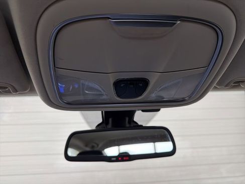 Used 2015 Chrysler 200 C w/ Navigation & Sound Group I image 19