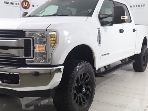 Used 2019 Ford F250 XLT image 49