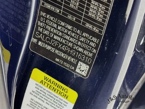 Used 2023 Land Rover Discovery Sport S image 38