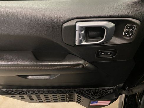 Used 2021 Jeep Gladiator Mojave AWD/4WD image 24