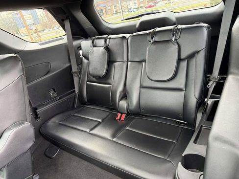 Used 2020 Ford Explorer Limited image 26