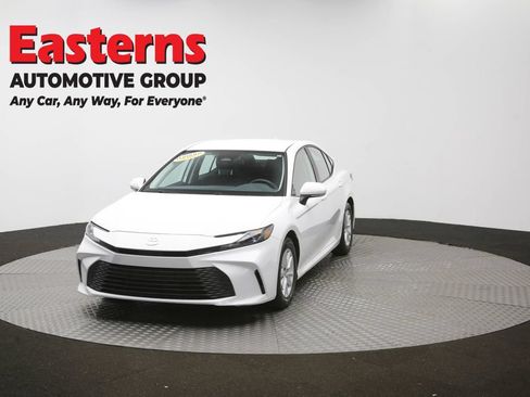 Used 2025 Toyota Camry LE FWD image 54