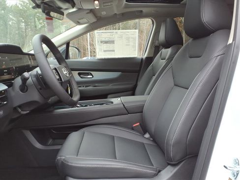 New 2026 Nissan Murano SL image 9