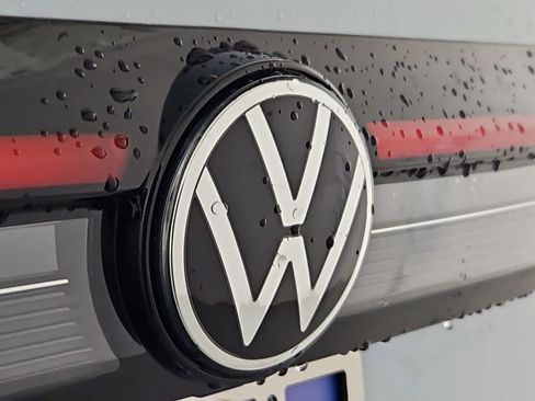 New 2026 Volkswagen Taos SEL AWD/4WD image 11