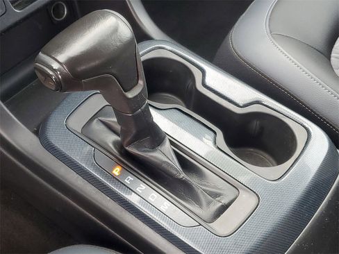 Used 2016 Chevrolet Colorado Z71 image 21