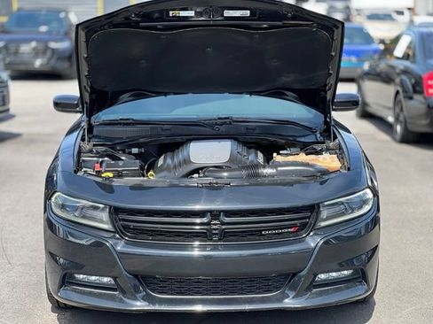 Used 2016 Dodge Charger R/T RWD image 39