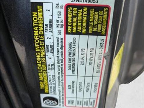 Used 2017 Toyota Tacoma SR5 w/ Tow Package AWD/4WD image 15