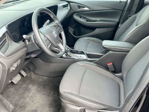 Used 2025 Buick Encore GX Preferred image 10