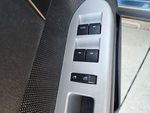 Used 2010 Ford Escape XLT image 26