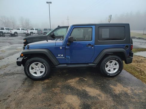 Used 2009 Jeep Wrangler X image 4