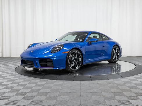 Used 2026 Porsche 911 Carrera T RWD image 1