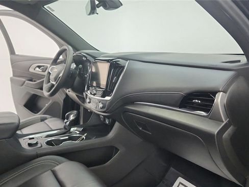 Used 2022 Chevrolet Traverse LT AWD/4WD image 52