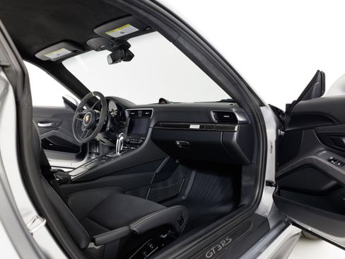 Used 2019 Porsche 911 GT3 RS RWD image 33