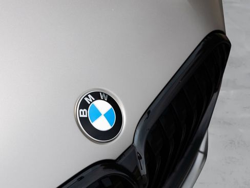 Used 2022 BMW ALPINA B7 xDrive w/ Interior Design Package AWD/4WD image 18