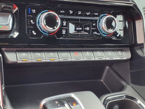 Certified 2022 GMC Sierra 1500 AT4X image 13