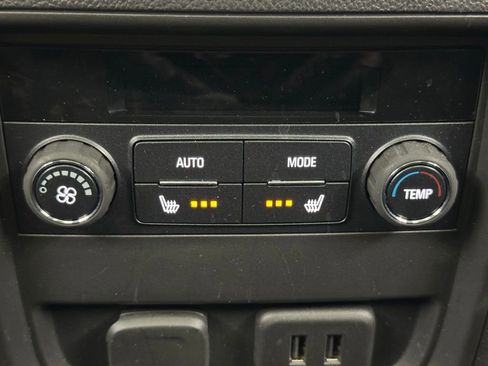Used 2020 Buick Envision Premium w/ Driver Confidence Package AWD/4WD image 7