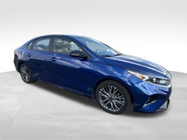Used 2024 Kia Forte GT-Line w/ GT-Line Premium Package FWD image 11