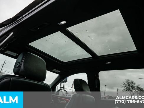 Used 2024 Chevrolet Traverse RS image 39