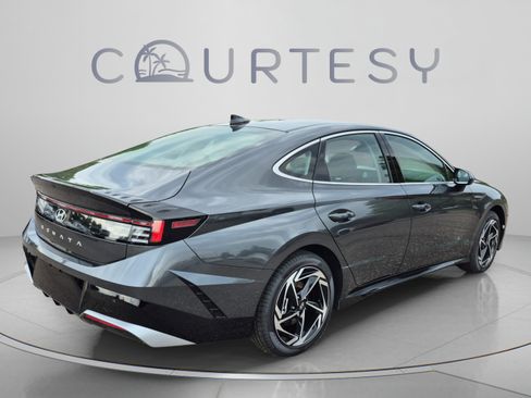 New 2026 Hyundai Sonata SEL FWD image 5