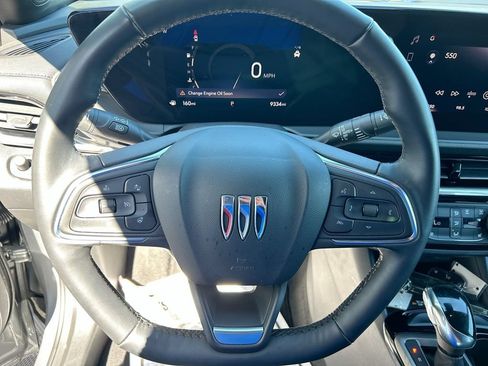 Used 2024 Buick Envista Sport Touring w/ Convenience I Package FWD image 29