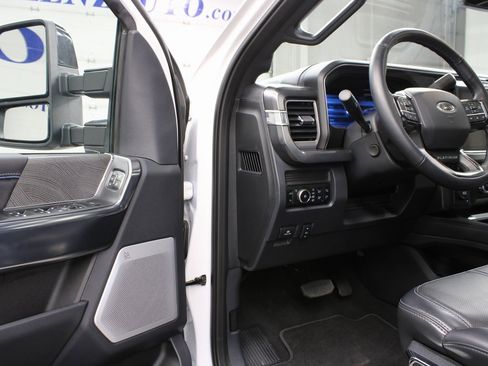 Used 2025 Ford F450 Platinum w/ FX4 Off-Road Package image 62