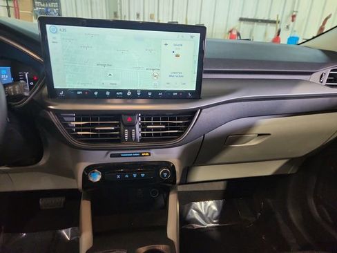 Used 2024 Ford Escape Active w/ Tech Pack #1 AWD/4WD image 15