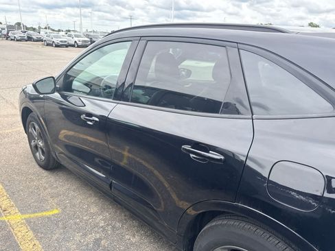 Used 2024 Ford Escape ST-Line w/ Tech Pack #1 AWD/4WD image 15