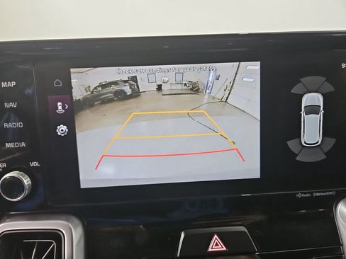 Used 2023 Kia Sorento EX image 21